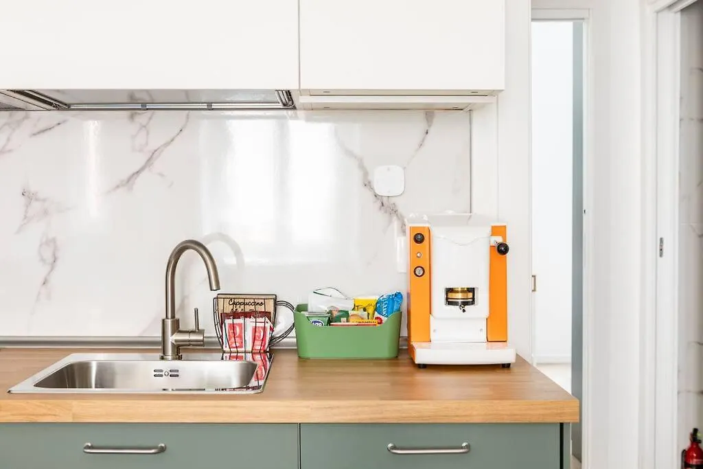 Apartment Ferienwohnung Nido A Due Passi Navigli-Bocconi Mailand Italien